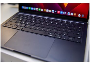 MacBook Air 13 M2 Chip: воплощение элегантности и мощности